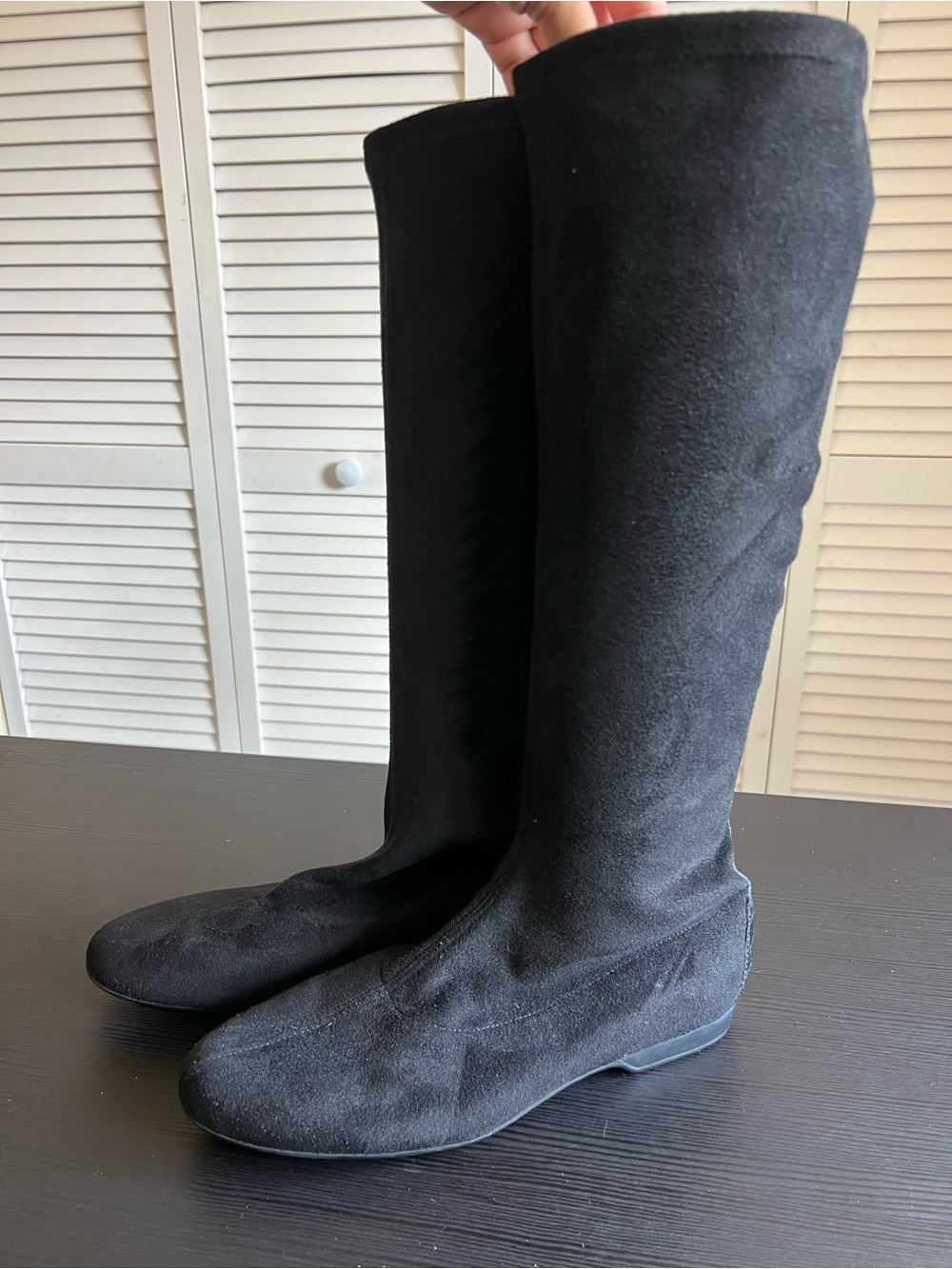 Donald J Pliner Women’s Suede Knee High Pull On Boots Black Crocodile Detail